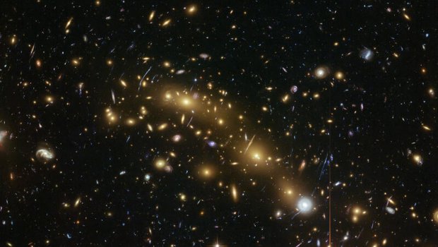 Uzaq qalaktikada &ldquo;həyat molekulları&rdquo; aşkar edildi