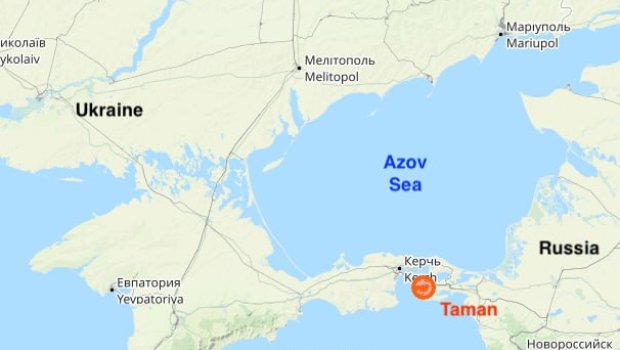 Rusiyanın strateji limanı bombalandı