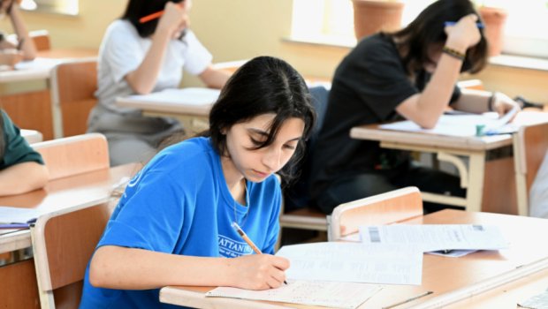 Bu gündən kolleclərə sənəd qəbuluna start verilir