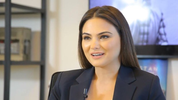 "Mənim corabımın qiyməti sənin maaşından ÇOXDUR"