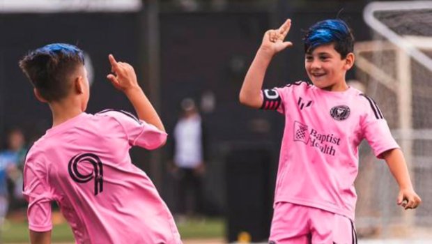 Messi və Suaresin övladlarının qol sevinci gündəm oldu &ndash; FOTO