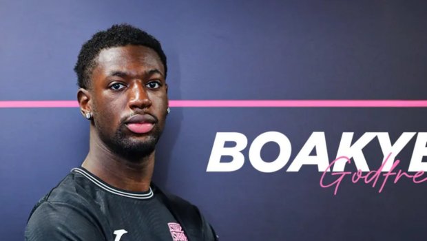 &ldquo;Sabah&rdquo; İngiltərə klubunun futbolçusunu TRANSFER ETDİ