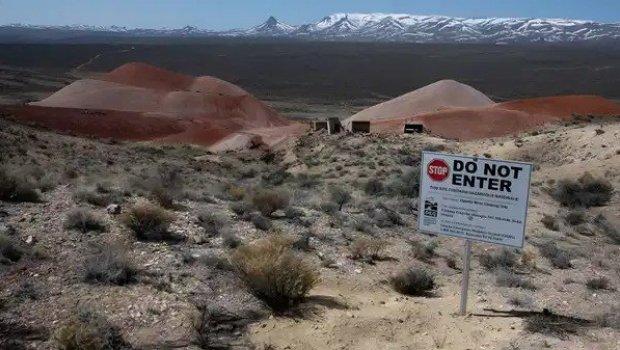 Qədim vulkanın altından 1,5 trilyon dollarlıq sərvət çıxdı