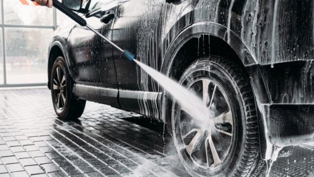 Bakıda işlədiyi &ldquo;moyka&rdquo;dan maşın qaçıran şəxs SAXLANILDI