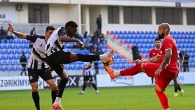 "Araz-Naxçıvan" "Karvan-Yevlax"a QALİB GƏLDİ