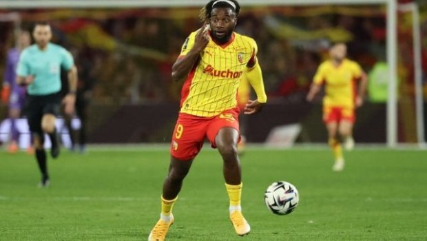 &ldquo;Beşiktaş&rdquo; bu futbolçu ilə razılığa gəldi