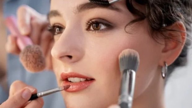 Qadınlara XƏBƏRDARLIQ: Gözəllik üçün etdiyiniz bu prosedur xərçəng yarada bilər