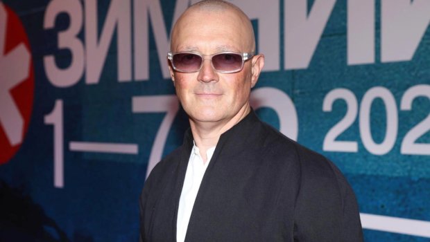 48 yaşlı aktyor 21 yaşlı balerina ilə EVLƏNDİ &ndash; FOTO