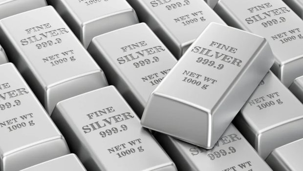 Gümüşün qiyməti 90 dolları keçdi