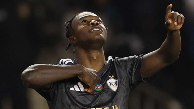 Addai "Qarabağ"dan ayrılır?