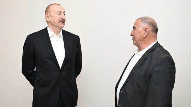 İlham Əliyev Xocavənd kəndinə köçmüş sakinin evində olub