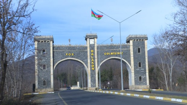 Balakəndə YANĞIN OLDU - 75 yaşlı ev sahibi xəsarət aldı