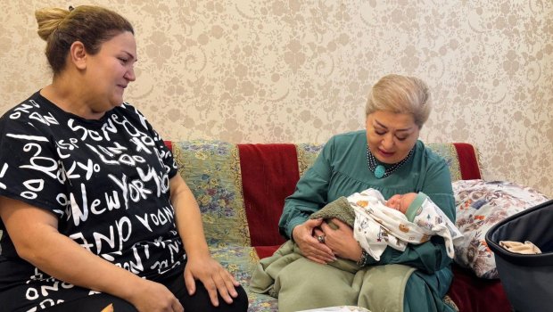 Xocalı faciəsinin sağ qalan şahidi ana oldu &ndash; VİDEO