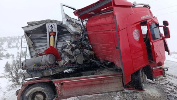 Azərbaycan vətəndaşı Türkiyədə qəzada həyatını itirdi &ndash; FOTO