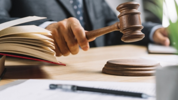 Azərbaycanda 6 bağlanmış bankın əmlakları hərraca çıxarılır