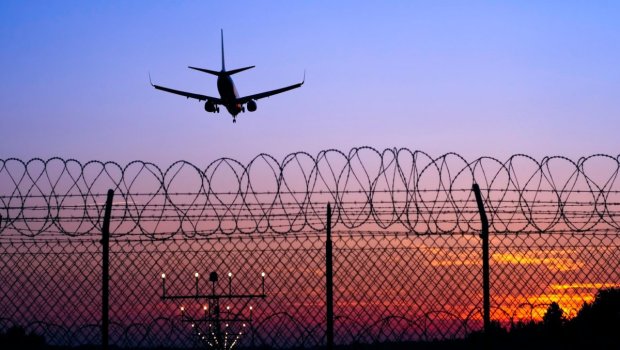 Yaxın Şərqdə hansı ölkələrin hava məkanı bağlıdır?