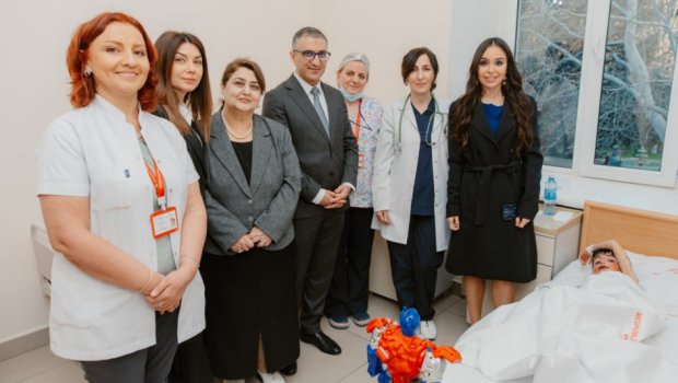 Leyla Əliyeva Uşaq Klinik Xəstəxanasını ziyarət etdi - FOTO