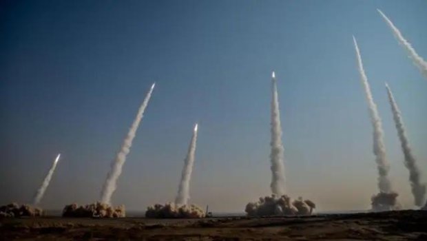 İran İsraili atom reaktorunu partlatmaqla HƏDƏLƏDİ