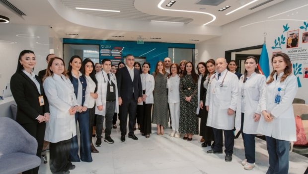 Leyla Əliyeva və Arzu Əliyeva Pediatriya Mərkəzində - FOTO