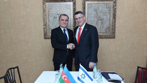 Ceyhun Bayramovun İsrailli həmkarı ilə telefon danışığı olub