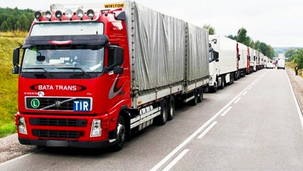 Azərbaycan-İran sərhədindən yük avtomobillərinin hərəkəti DAYANDIRILDI