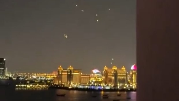 Doha səmasında İranın atdığı raketlər zərərsizləşdirilib - VİDEO