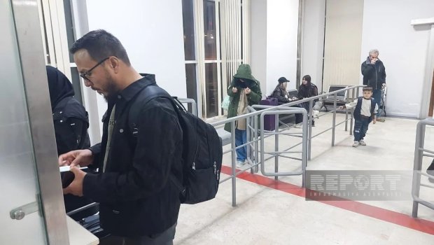 BMT-nin 18 əməkdaşı Azərbaycan vasitəsilə TƏXLİYƏ EDİLDİ - FOTO