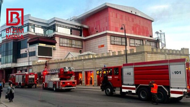 "Xəmsə Park"da YANĞIN &ndash; FOTO