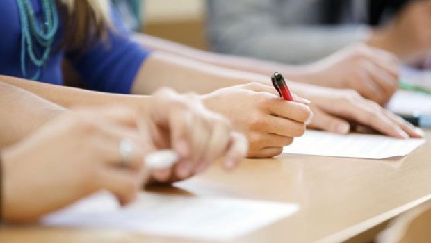 Universitet və kolleclərə sənəd qəbulu BAŞA ÇATDI