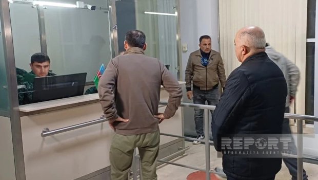 Azərbaycanın Tehrandakı Səfirliyinin əməkdaşları İrandan TƏXLİYƏ OLUNUR - FOTO