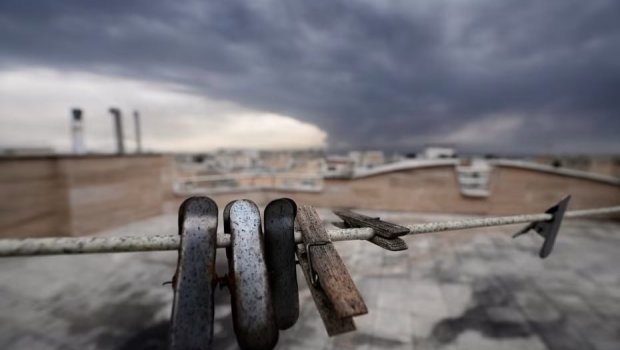 Tehran sakinləri: &ldquo;Nəfəs ala bilmirik&rdquo;