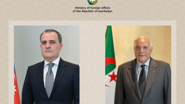 Ceyhun Bayramov Əlcəzairin dövlət naziri ilə nəyi müzakirə etdi?