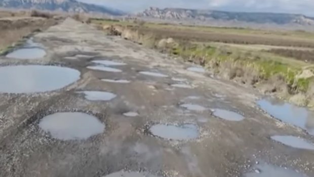 Göyçayda YOL PROBLEMİ: 30 mindən çox insan əziyyət çəkir - VİDEO