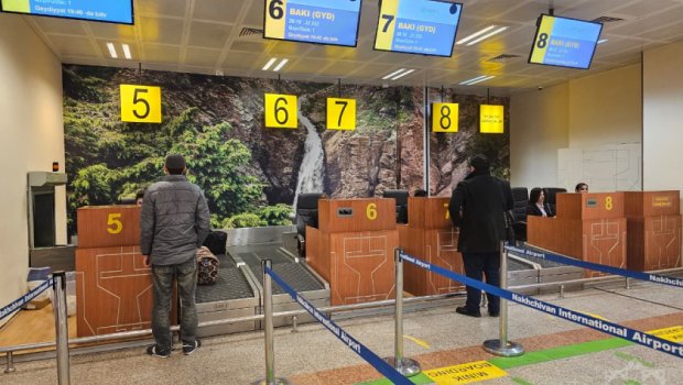 Naxçıvanda sərnişinlər qeydiyyatdan keçirlər - Bakıya gələcəklər - FOTO/VİDEO