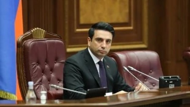 Alen Simonyan: &ldquo;İşə götürmədiyimiz insanlar müxalifətçi olur&rdquo;