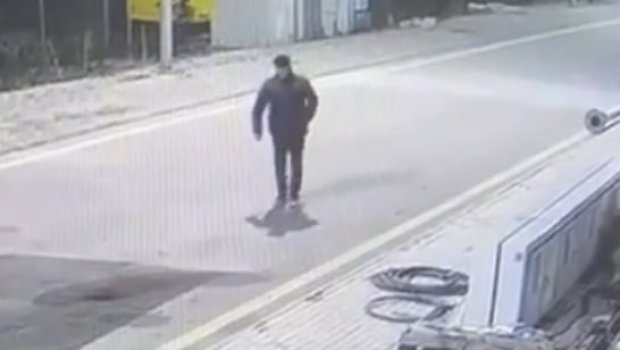 Qəzada ölən şəxsin yaxınları axtarılır - Əlində &ldquo;Süleyman&rdquo; yazılmış döymə var - VİDEO