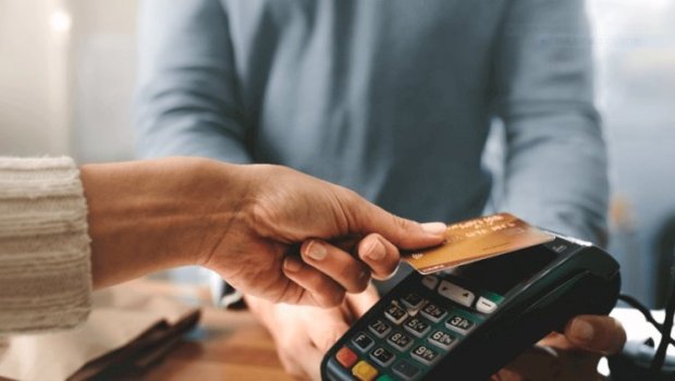 Ötən il nağdsız ödənişlərin həcmi 100 milyard manata yaxın olub &ndash; RƏSMİ