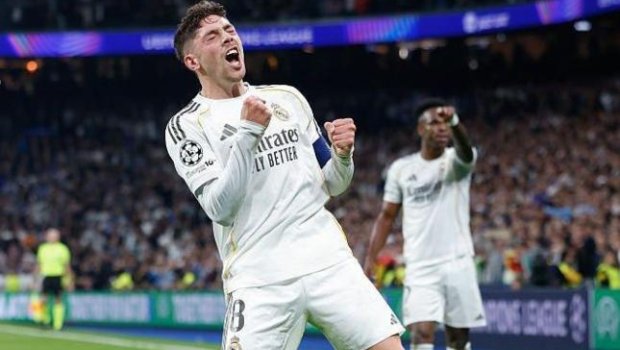 Het-trik etdi, ÇL-də həftənin ən yaxşısı SEÇİLDİ