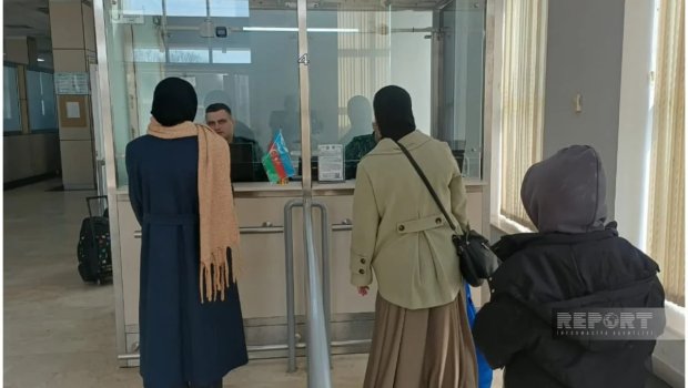 Bu gün İrandan daha 13 nəfər TƏXLİYƏ OLUNDU - FOTO