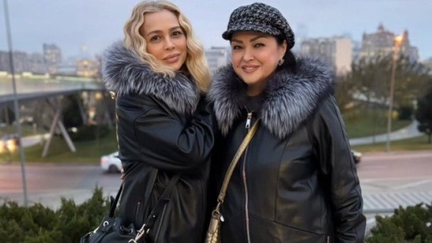 Firəngiz Mütəllimovadan bacısı ilə bağlı paylaşım - FOTO