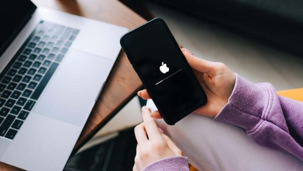 iPhone istifadəçilərinin NƏZƏRİNƏ: Təcili iOS-u yeniləyin