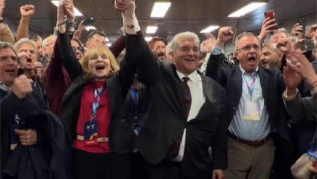 Laporta 3-cü dəfə &ldquo;Barselona&rdquo;nın prezidenti seçildi - VİDEO