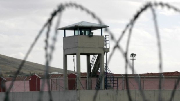 Hövsanda tanışını qətlə yetirən şəxs HƏBSDƏ ÖLDÜ