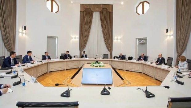 Çin şirkəti ilə bərpa olunan enerji layihələri MÜZAKİRƏ EDİLDİ - FOTO