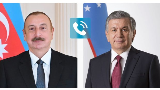 İlham Əliyev Şavkat Mirziyoyevi TƏBRİK ETDİ