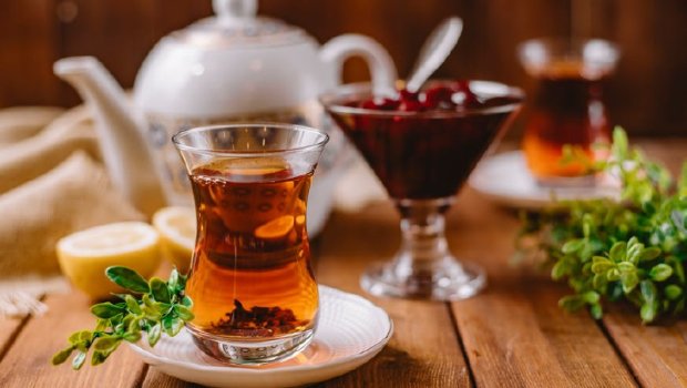 Gün ərzində neçə fincan çay içmək olar? - Həkim MƏSLƏHƏTİ