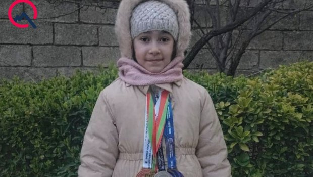 Biləsuvarda şagird üç aya 9 medal qazandı - ABŞ-a gedir