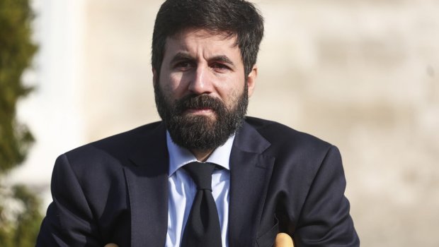 Amerikalı jurnalist Ukraynaya qarşı döyüşəcək - Rusiya MN ilə müqavilə imzalayıb