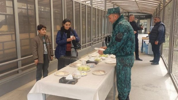 İrandan Azərbaycana indiyədək 2 921 nəfər təxliyə olunub - FOTO