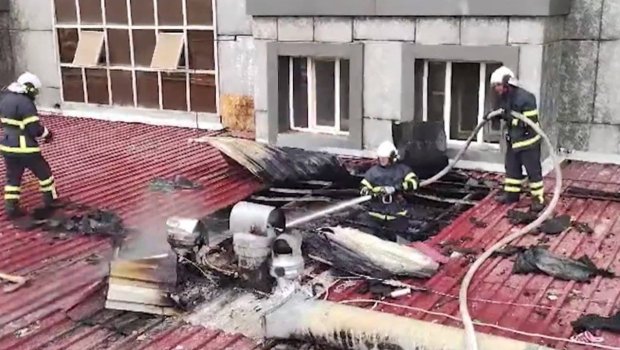 Naxçıvanda restoranda yanğın - İşçilərlə müştərilər təxliyə edildi - VİDEO